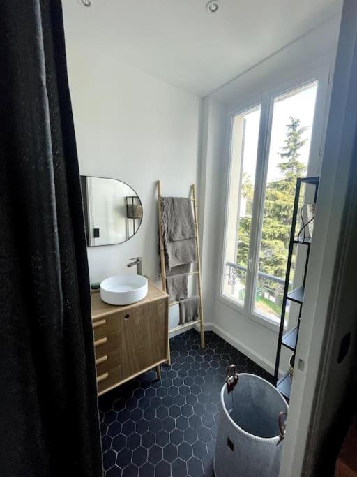 Superbe 2 Pieces Lumineux - Gare Appartement